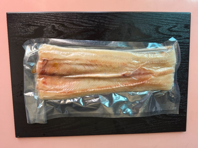 붕장어 (2마리 : 한마리씩 진공포장, 합 600g이상)  